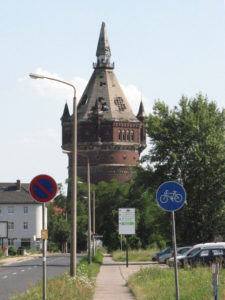 muennich_Neuer-Wasserturm_Dessau_Ausgangszustand-Juli-2007_810x1080px